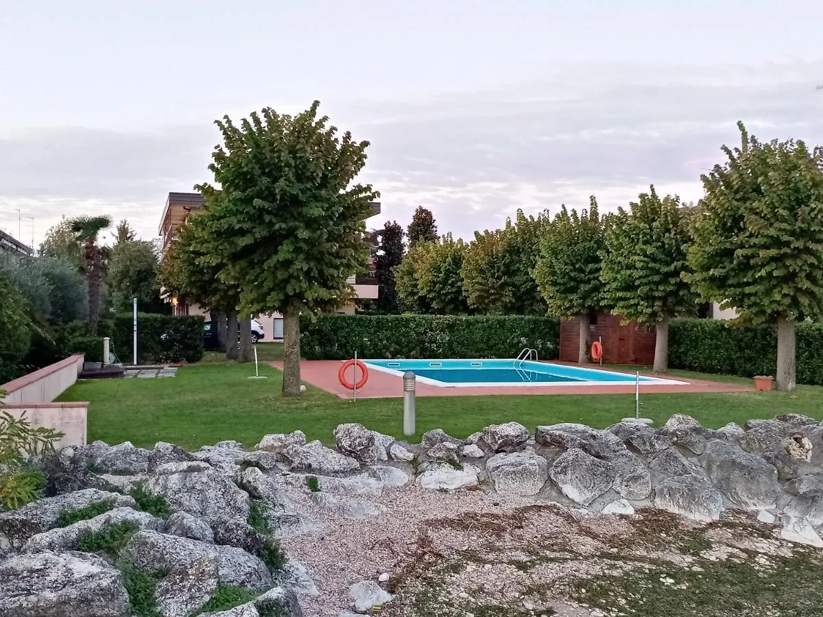 Casa Lugana 8 - Monolocale Con Piscina Fronte Lago Sirmione Apartment
